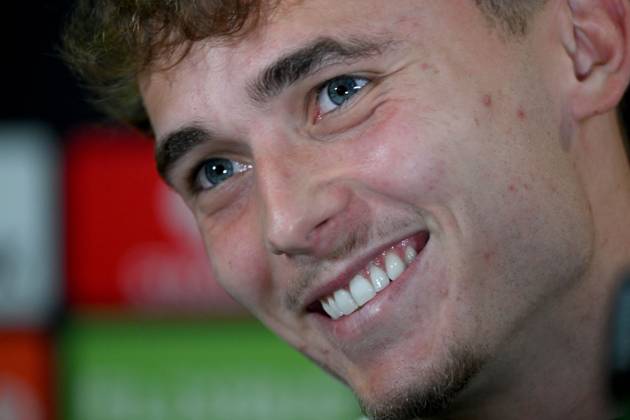 Callum Osmand of Celtic at a press conference, PK, Pressekonferenz Celtic Training, Football, Lennoxtown Training Centre, Glasgow, Scotland, UK - 21 Oct 2026Glasgow Lennoxtown Training Centre Scotland United Kingdom  Copyright: xMarkxRunnacles Shutterstockx 17227769dt