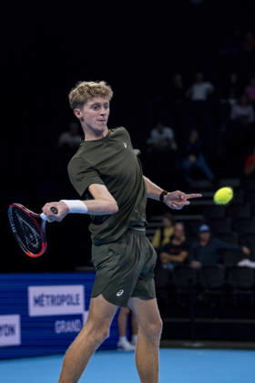 TENNIS : ATP, Tennis Herren 250 - Grand Tennis AURA - Decines (France) 21 10 2026 Corentin Moutet (FRA) vs Felix Balshaw (FRA) during the tournament of the Auvergne Rhône-Alpes Grand Prix at the LDLC Arena in Décines on October 21, 2026. Photo Sandrine Thesillat PsNewZ  Copyright: xSandrinexTHESILLATx