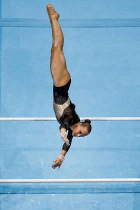 2026 Artistic Gymnastics World Championships, Day 5, Women s Team Final 261021 Sofia Tonelli of Italy competes in uneven bars during women s team final on day five of the 2026 Artistic Gymnastics World Championships on October 21, 2026 in Rotterdam. Photo: Joel Marklund BILDBYRÅN kod JM JM0863 bbeng artistisk gymnastik artistic gymnastics gymnastik-vm vm artistic gymnastics world championships final lagfinal team final dam Copyright: JOELxMARKLUND BB261021JM005