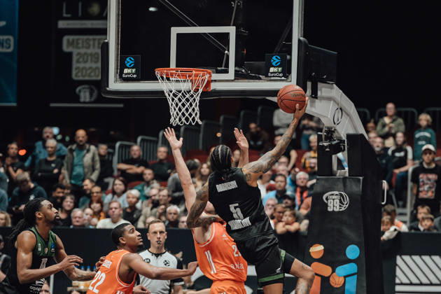 4. Spieltag des Basketball Eurocup Niners Chemnitz -Slask Wroclaw 21.10.2026 ab 19:00 Uhr Chemnitz, Chemnitz Arena Im Foto:05 Devin Robinson, 22 Nighaeal Ceaser 4. Spieltag des Basketball Eurocup Niners Chemnitz -Slask Wroclaw Chemnitz Sachsen Deutschland Copyright: xEHLxMedia MichelxKöhlerx 20262110-Niners-Chemnitz-Slask-Wroclaw-039