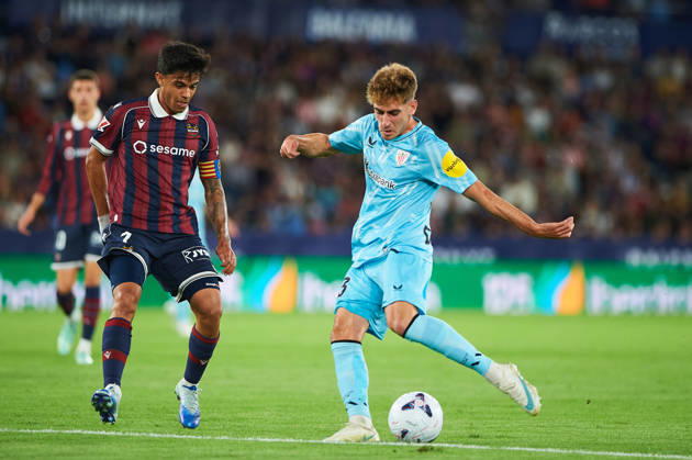 Robert Navarro (Athletic Club) during the LaLiga EA Sports match between Levante UD and Athletic Club at Estadi Ciutat de València on October 21, 2026 in Valencia, Spain. -