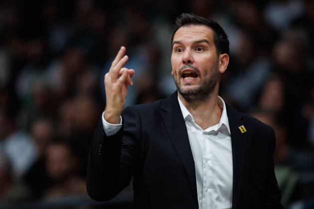 Damir Rancic (KK Croatia Split) an der Seitenlinie, Emotionen, Geste, Gestik, Mimik, Freisteller, Portrait Vet Concept Gladiators Trier vs KK Split, Basketball, FIBA Europe Cup, 3. Spieltag, Saison 2026 2027, 21.10.2026 Vet Concept Gladiators Trier vs KK Split, Basketball, FIBA Europe Cup, 3. Spieltag, Saison 2026 2027, 21.10.2026 Copyright: xEibnerxPressefotox EP_ANS