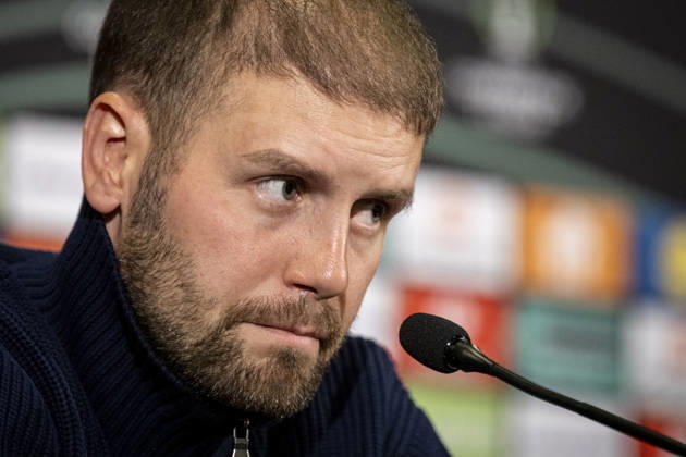 Coach Fabian Hurzeler of Brighton speaks during the press conference, PK, Pressekonferenz prior to the Football Conference League 2nd round match FK Jablonec vs Brighton in Jablonec nad Nisou, Czech Republic, October 21, 2026. (CTKxPhoto RadekxPetrasek) CTKPhotoP2026102108492  CTKPhotoP2026102108492