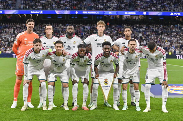 October 21, 2026, Madrid, Madrid, Spain: Players of Real Madrid CF pose for photo during the match on Matchday 3 of the group stage of the 2026 27 UEFA Champions League between REAL MADRID C.F. and RB LEIPZIG, played at the Bernabo u Stadium on october 21, 2026, in Madrid, Spain. REAL MADRID C.F. Vs. RB LEIPZIG 10.21.26  - ZUMAc312 20261021_zsp_c312_050 Copyright: xOscarxManuelxSanchezx