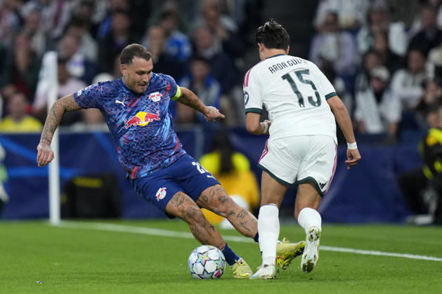 ESP: Real Madrid v RB Leipzig. UEFA Champions League. Matchday 3. David Raum of RB Leipzig and Arda Guler of Real Madrid CF during the UEFA Champions League match between Real Madrid and RB Leipzig played at Santiago Bernabeu Stadium on 21 Oct 2026 in Madrid, Spain. kpng Copyright: xCesarxCebollax xPRESSINPHOTOx PS_2627_RMA_LEI_008