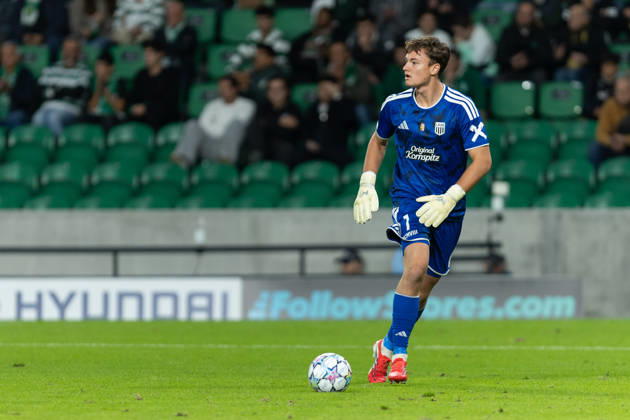 October 21, 2026, Lisbon, Lisbon, Portugal: Lask goalkeeper from Austria LUKAS JUNGWIRTH (1) in action during the game for the League Phase for the UEFA Champions League between Sporting and LASK Linz at Estadio Jose de Alvalade Soccer 2026: Sporting Vs LASK Linz  - ZUMAs359 20261021_zsp_s359_008 Copyright: xAlexandrexdexSousax