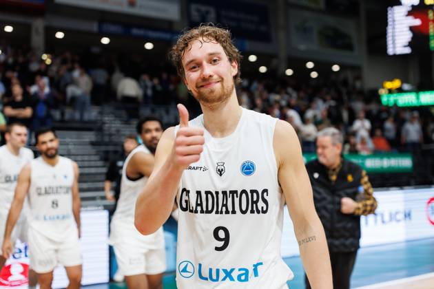 Marco Hollersbacher (Gladiators Trier) Jubel, Freude, Emotionen, Vet Concept Gladiators Trier vs KK Split, Basketball, FIBA Europe Cup, 3. Spieltag, Saison 2026 2027, 21.10.2026 Vet Concept Gladiators Trier vs KK Split, Basketball, FIBA Europe Cup, 3. Spieltag, Saison 2026 2027, 21.10.2026 Copyright: xEibnerxPressefotox EP_ANS