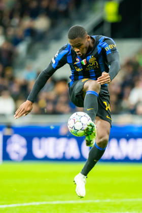 Ange-Yoan Bonny seen during UEFA Champions League 2026 27 league phase game between Internazionale Milano and FC Shakhtar Donetsk (Gleb Soboliev Ball Raw Images) Milan San Siro Italy Copyright: xGlebxSobolievx glebsoboliev_inter_shakhtar_019