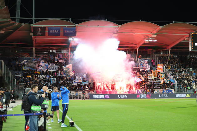 SOCCER - UEFA EL, Sturm vs Marseille GRAZ,AUSTRIA,22.OCT.26 - SOCCER - UEFA Europa League, SK Sturm Graz vs Olympique de Marseille. Image shows fans (Marseille).  GEPAxpictures xChrisxBauer