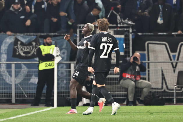 SOCCER - UEFA EL, Sturm vs Marseille GRAZ,AUSTRIA,22.OCT.26 - SOCCER - UEFA Europa League, SK Sturm Graz vs Olympique de Marseille. Image shows the rejoicing of Oumar Diakite and Luis Balbo (Sturm).  GEPAxpictures xChrisxBauer