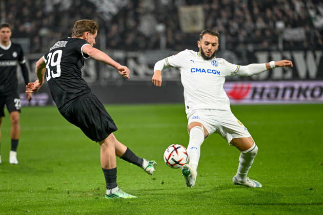 SOCCER - UEFA EL, Sturm vs Marseille GRAZ,AUSTRIA,22.OCT.26 - SOCCER - UEFA Europa League, SK Sturm Graz vs Olympique de Marseille. Image shows Luca Weinhandl (Sturm) and Amine Gouiri (Marseille).  GEPAxpictures xAvnixRetkoceri