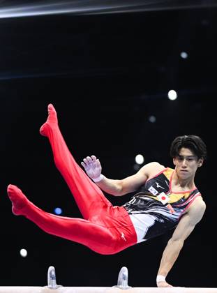 Netherlands Artistic Gymnastics World Championships 9270807 22.10.2026 Japan s Hashimoto Daiki competes on the pommel horse during the men s team final at the 2026 World Artistic Gymnastics Championships in Rotterdam, the Netherlands. Alexey Filippov Sputnik Rotterdam Netherlands  Copyright: xAlexeyxFilippovx