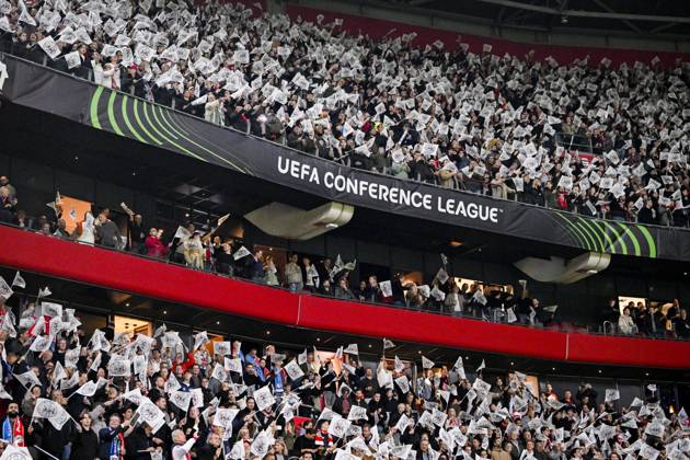 AMSTERDAM - Ajax supporters with flags prior to the UEFA Conference League match between AFC Ajax and Atalanta BC at the Johan Cruijff ArenA on October 22, 2026 in Amsterdam, the Netherlands. OLAF KRAAK ANP UEFA Conference League 2026 27 xVIxANPxSportx xxANPxIVx 573293893 originalFilename: 573293893.jpg