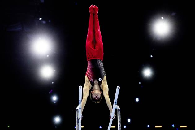 ROTTERDAM - Arsenii Dukhno (WG2) during the All-Around final at the World Gymnastics Championships in Rotterdam Ahoy. IRIS VAN DEN BROEK ANP xVIxANPxSportx xxANPxIVx 573294094 originalFilename: 573294094.jpg