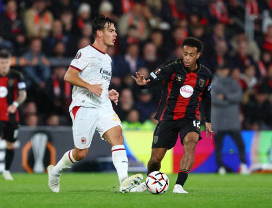 Bournemouth, England, 22nd October 2026. Ardon Jashari of AC Milan tussles with Tyler Adams of Bournemouth (r) during the AFC Bournemouth vs AC Milan UEFA Europa League match at the Vitality Stadium, Bournemouth. Picture credit should read: Paul Terry Sportimage EDITORIAL USE ONLY. No use with unauthorised audio, video, data, fixture lists, club league logos or live services. Online in-match use limited to 120 images, no video emulation. No use in betting, games or single club league player publications. SPI_023_PT_Bournmouthmouth_AC_Milan SPI-5092-0023