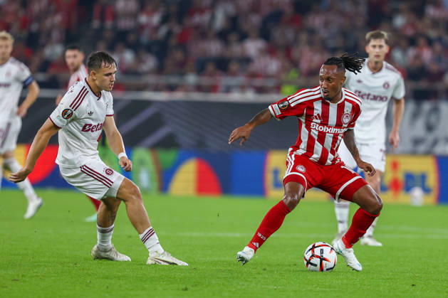 Olympiacos F.C. v AC Sparta Prague UEFA Europa League Gelson Martins of Olympiacos F.C. and Matej Jurásek of AC Sparta Prague during the UEFA Europa League match at Karaiskakis Stadium, Piraeus 22 10 2026 UK Newspapers OUT Copyright: xYannisxHalasx FIL-24108-0042