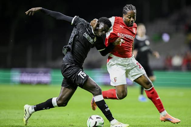 SC Braga v KAA Gent - UEFA Conference League BRAGA, PORTUGAL - OCTOBER 22 : Cisse Ibrahima forward of KAA Gent and Bright Arrey-Mbi defender of SC Braga in action during the UEFA Conference League 2026 27 League Phase matchday 2 match between SC Braga and KAA Gent on October 22, 2026 in Braga, Portugal, 22 10 2026 Braga Portugal  Copyright: xNicoxVereeckenx