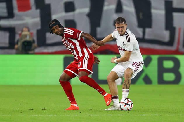 Olympiacos F.C. v AC Sparta Prague UEFA Europa League Gelson Martins of Olympiacos F.C. and Matej Jurásek of AC Sparta Prague during the UEFA Europa League match at Karaiskakis Stadium, Piraeus 22 10 2026 UK Newspapers OUT Copyright: xYannisxHalasx FIL-24108-0049