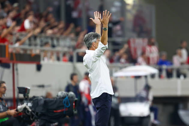 Olympiacos F.C. v AC Sparta Prague UEFA Europa League Imanol Alguacil Manager of Olympiacos F.C. during the UEFA Europa League match at Karaiskakis Stadium, Piraeus 22 10 2026 UK Newspapers OUT Copyright: xYannisxHalasx FIL-24108-0053