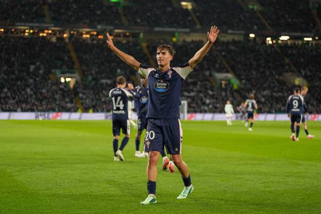 Javi Rodriguez of Celta Vigo celebrates after scoring to give Celta Vigo a 1-2 lead Celtic v Celta Vigo, UEFA Europa League, Football, Celtic Park, Glasgow, Scotland, UK - 22 Oct 2026Glasgow Celtic Park Scotland United Kingdom  Copyright: xStuartxWallace Shutterstockx 17230137ci