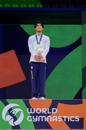 Daiki Hashimoto from Japan celebrate winning the gold medal in the Men s All-round finals at the 54th Artistic Gymnastics World Championships, on 22 October 2026 at Rotterdam Ahoy, Rotterdam, the Netherlands. Noxthirdxpartyxsales,xHOLLANDxOUT  aflo_358243363 RichardxHuisxinxtxVeldx