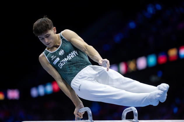 Rotterdam The Netherlands 23rd October 2026 World Championships artistic gymnastics. Pommel Horse Timo Eder (GER) turnen