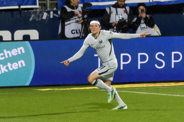 Fabian Reese (VfL Wolfsburg) Torjubel, jubelt nach seinem Treffer zum 0:1 waehrend des spiels der 2. Bundesliga zwischen VfL Bochum und VfL Wolfsburg, Vonovia Ruhrstadion am 23. October 2026 in Bochum, Deutschland. (Foto von Max Maiwald DeFodi Images) +++ Fabian Reese (VfL Wolfsburg) celebrates after scoring his team s first goal during the 2nd Bundesliga match between VfL Bochum and VfL Wolfsburg at Vonovia Ruhrstadion on October 23, 2026 in Bochum, Germany. (Photo by Max Maiwald DeFodi Images) DFB DFL REGULATIONS PROHIBIT ANY USE OF PHOTOGRAPHS AS IMAGE SEQUENCES AND OR QUASI-VIDEO. (Photo by Max Maiwald DeFodi Images) -