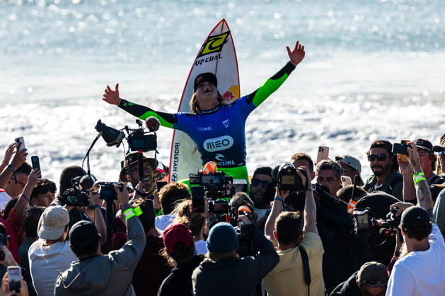 October 23, 2026, Peniche, Leiria, Portugal: MOLLY PICKLUM celebrates winning during the final of Meo Rip Curl Pro Portugal at Praia dos Supertubos. Peniche Portugal - ZUMAs391 20261023_znp_s391_005 Copyright: xCarlosxSilvax