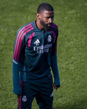 Real Madrid Training Session and press conference, PK, Pressekonferenz Antonio Rudiger of Real Madrid CF is seen during the training session ahead of the LaLiga EA Sports match against FC Barcelona, Barca at Ciudad Real Madrid on October 24, 2026 in Valdebebas, Spain. Valdebebas Ciudad Real Madrid Madrid Spain Copyright: xAlbertoxGardinx AGardin_20261024_Rea_Mad_Pc_0133