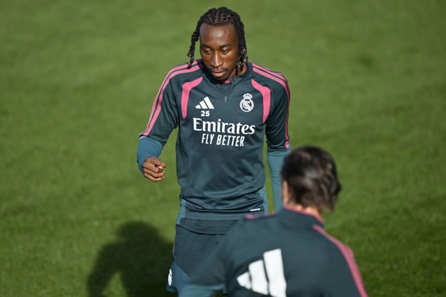 Real Madrid training session ahead of La Liga match against Barcelona MADRID, SPAIN - OCTOBER 24: Yan Diomande of Real Madrid takes part in a training session at the club s Valdebebas training facilities ahead of their Spanish La Liga week 10 football match against Barcelona in Madrid, Spain, on October 24, 2026. Burak Akbulut Anadolu Madrid Spain. Editorial use only. Please get in touch for any other usage.  Copyright: x2026xAnadoluxBurakxAkbulutx