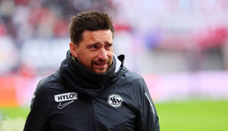 RB Leipzig - Elversberg Bundesliga Leipzig, 24.10.2026, Red Bull Arena, Fussball, Bundesliga, Spieltag 7 , RB Leipzig vs. SV 07 Elversberg , Im Bild: Trainer Vincent Wagner (SV Elversberg) ,