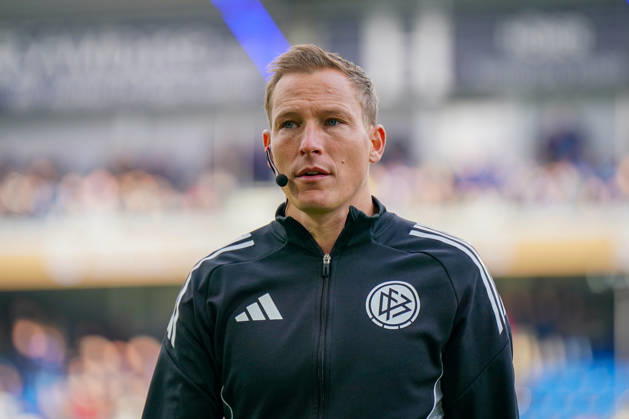 Deutschland: Fussball Bundesliga 2026 - 2027, 7. Spieltag - SC Paderborn vs Hamburger SV - Home-Deluxe-Arena (Paderborn): Schiedsrichter Martin Petersen (Stuttgart) Copyright: xJOERANxSTEINSIEKx