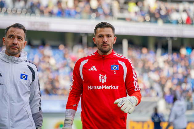Deutschland: Fussball Bundesliga 2026 - 2027, 7. Spieltag - SC Paderborn vs Hamburger SV - Home-Deluxe-Arena (Paderborn): Daniel Heuer Fernandes (Hamburger SV, 1) Copyright: xJOERANxSTEINSIEKx