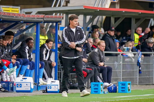 Deutschland: Fussball Bundesliga 2026 - 2027, 7. Spieltag - SC Paderborn vs Hamburger SV - Home-Deluxe-Arena (Paderborn): Merlin Polzin (Trainer, Hamburger SV) Copyright: xJOERANxSTEINSIEKx