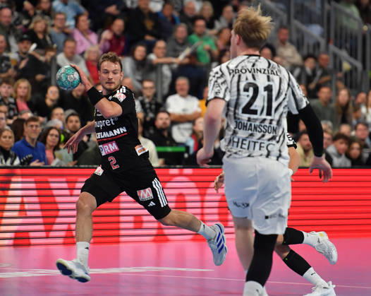 24.10.20262 - Handball - 1. Bundesliga DAIKIN HBL - Saison 2026 2027 - 10. Spieltag: HC Erlangen Metropolregion Nürnberg HCE - THW Kiel - OGo - xogox - Frieder Bandlow (2, HC Erlangen HCE )