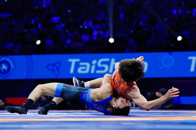 Senior World Championships 55kg GR - Eldaniz Azizli (AZE) df. Vakhtang Lolua (GEO) Copyright: xKostadinxAndonovx