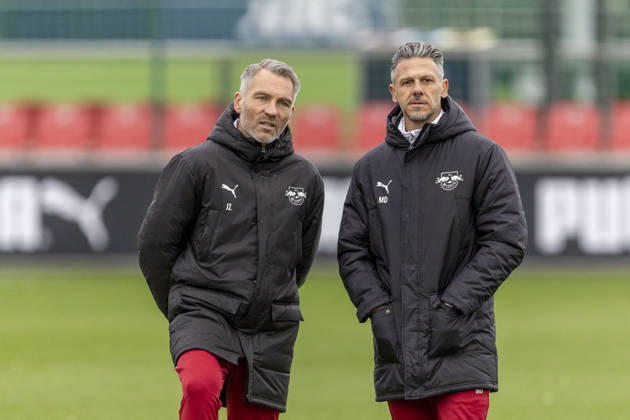 GER, Leipzig, Fussball, oeffentliches Training RB Leipzig im Bild v.l.: Jan Zimmermann (Co-Trainer), Martin Demichelis (Cheftrainer RB Leipzig), 25.10.2026, RB Leipzig Training Akademie Cottaweg Leipzig DFL DFB REGULATIONS PROHIBIT ANY USE OF PHOTOGRAPHS AS IMAGE SEQUENCES AND OR QUASI-VIDEO, Copyright: HMBxMedia PaulxFritz