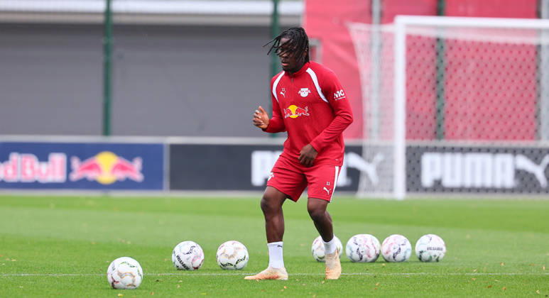 RB Leipzig Training Bundesliga Leipzig, 25.10.2026, RBL Akademie Trainingszentrum, Fussball, Bundesliga , RB Leipzig - Training , Im Bild: Johan Bakayoko ( 11, RB Leipzig),