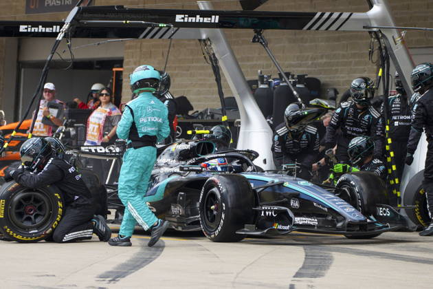 Formula One United States Grand Prix - Race Mercedes driver Andrea Kimi Antonelli of Italy leaves his pit box during the 2026 Formula 1 United States Grand Prix at the Circuit of the Americas, in Austin, Texas, USA, 25 October 2026. AUSTIN TEXAS United States  Copyright: xDUSTINxSAFRANEKx