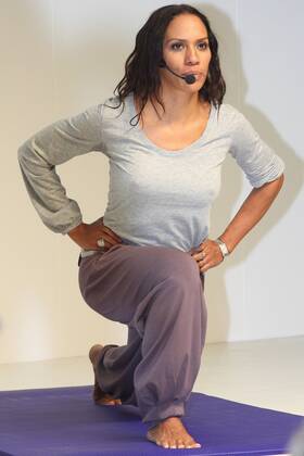 Barbara Becker zeigt Live Performance bei Pilates 5elements Messe und präsentiert ihre Sport Kollektion Venice Beach in Berlin