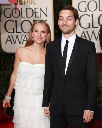 October 18, 2016 - File - TOBEY MAGUIRE and wife jewelry designer, JENNIFER MEYER have mutually decided to call it quits after 9 years of marriage. They have two children: daughter Ruby, 9, and son Otis, 7. Pictured: Jan 17, 2010 - Los Angeles, California, USA - Tobey Maguire and Jennifer Meyer arrive for the Golden Globe Awards show. (Credit: © ZUMA Press) Los Angeles USA - ZUMAo05_ 20161018_shz_o05_030
