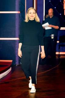 MDR - Riverboat. Moderatorin Andrea Ballschuh anläßlich der Aufzeichnung der MDR - Talkshow Riverboat am 23.02.2018 im Studio 3 der Mediacity Leipzig.