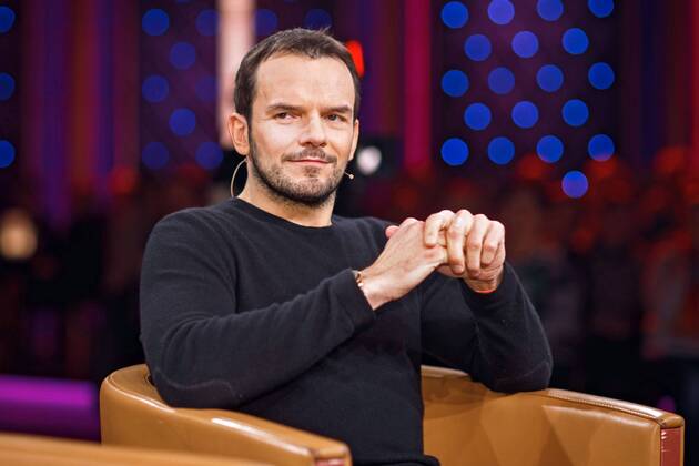 MDR - Riverboat. TV-Koch Steffen Henssler anläßlich der Aufzeichnung der MDR - Talkshow Riverboat am 18.01.2019 im Studio 3 der Mediacity Leipzig. 20190118SFL0022