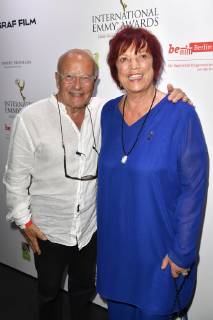 Volker Schlöndorff und Regina Ziegler beim Empfang anlässlich der Semi-Final Round of Judging der International Emmy Awards 2019 im China Club. Berlin, 26.06.2019