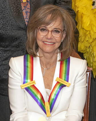 Sally Field, 75. Geburtstag am 6. November Actress Sally Field, one of the recipients of the 42nd Annual Kennedy Center Honors poses as part of a group photo following a dinner at the United States Department of State in Washington, D.C. on Saturday, December 7, 2019. The 2019 honorees are: Earth, Wind & Fire, Sally Field, Linda Ronstadt, Sesame Street, and Michael Tilson Thomas. Copyright: xRonxSachsx