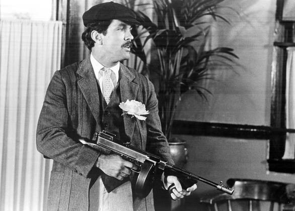 BIG BAD MAMA, Tom Skerritt, 1974. Courtesy Everett Collection PUBLICATIONXNOTxINxCANxCHNxFRAxITAxJPNxNORxPOLxRUSxESPxUKxUSA Copyright: xCourtesyxEverettxCollectionx MBDBIBA EC004