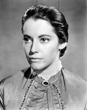 FREUD, (aka FREUD: THE SECRET PASSION), Susan Kohner, 1962 Courtesy Everett Collection !ACHTUNG AUFNAHMEDATUM GESCHÃ„TZT! PUBLICATIONXNOTxINxCANxCHNxFRAxITAxJPNxNORxPOLxRUSxESPxUKxUSA Copyright: xCourtesyxEverettxCollectionx MBDFREU EC105