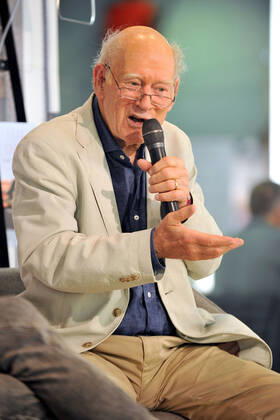 Frankfurter Buchmesse 2021. Schriftsteller Franz Hohler am 22.10.2021 auf der Frankfurter Buchmesse. 20211022MWI14212