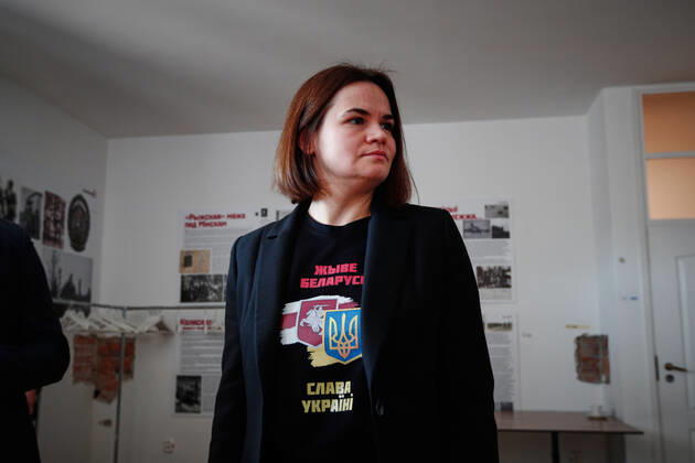Belarusian Opposition Leader Sviatlana Tsikhanouskaya Visit To Warsaw Visit by Belarusian opposition leader Sviatlana Tsikhanouskaya to the Belarusian House in Warsaw, Poland on 24 March, 2022. Warsaw Poland Copyright: xSTRx originalFilename: arriens-visitbyb220324_npV10