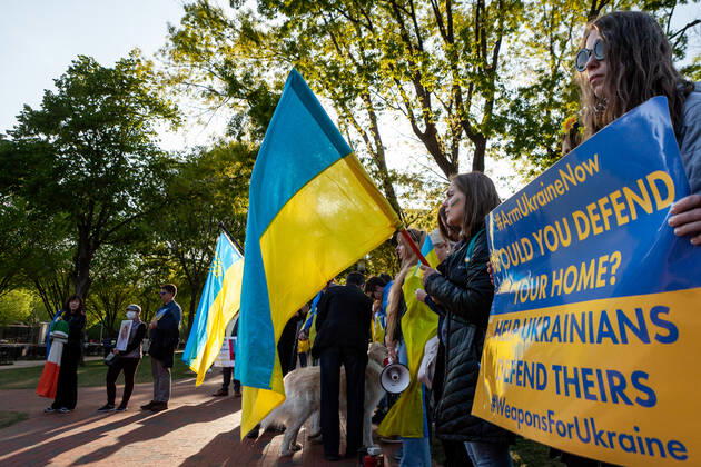 Belarusian opposition leader Sviatlana Tsikhanouskaya attends Ukraine protest Protesters attend a rally at teh White House against Russia s war in Ukraine. The Belarusian community in the Washington, DC metro area joined US Ukrainian Activists daily protest at the White House to show their support. Both countries currently suffer at the hands of Russian President Vladimir Putin: Ukraine is under attack, and Belarus is led by Putin puppet Alexander Lukashenko. Washington DC United States Copyright: xAllisonxBaileyx originalFilename: bailey-belarusi220428_npXEl